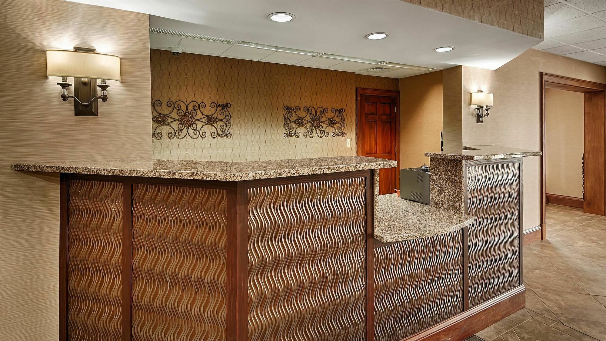 The Inn At Tree City, BW Signature Collection McMinnville Exterior photo